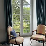 Bed & Breakfast Chateau De Mauhic - 15th Century Loubedat