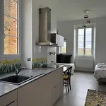 Chateau De Mauhic - 15th Century Bed & Breakfast *