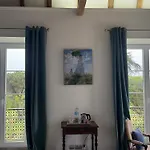 Chateau De Mauhic - 15th Century Bed & Breakfast *