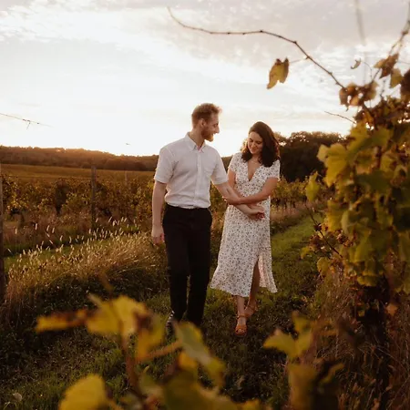 Chateau De Mauhic - 15th Century Frühstückspension Loubedat