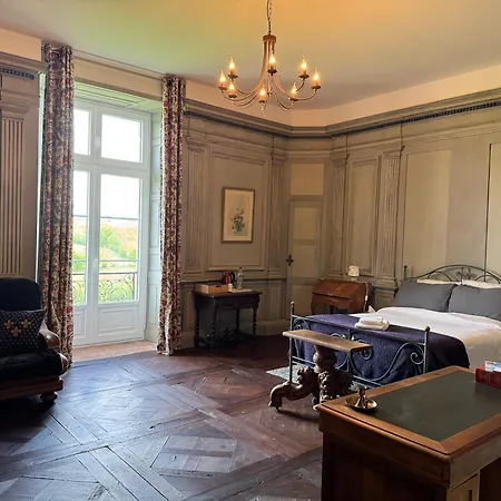 Chateau De Mauhic - 15th Century Frühstückspension Loubedat