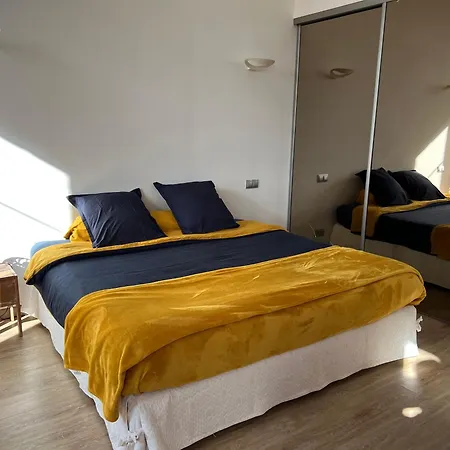 Bed and breakfast Chateau De Mauhic - 15th Century