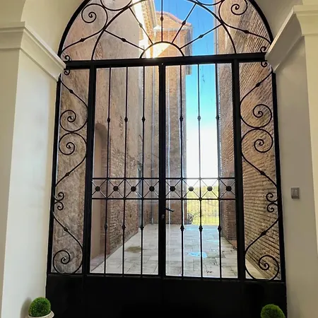 Chateau De Mauhic - 15th Century * Loubedat