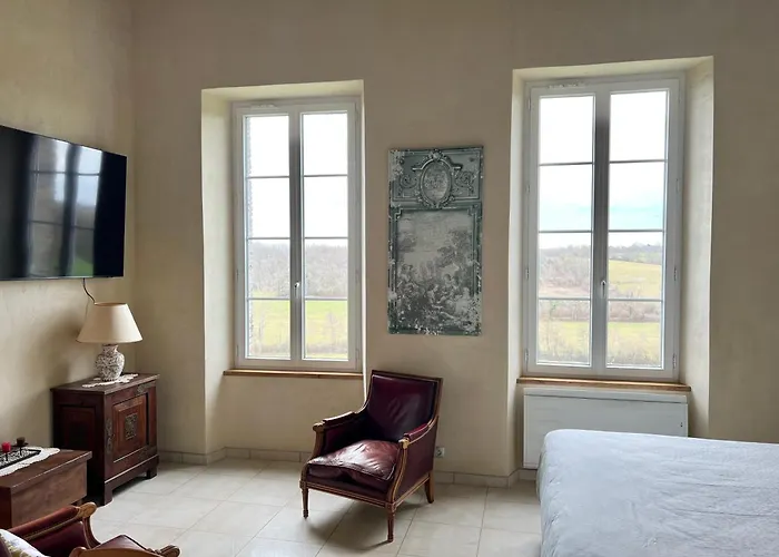 Chateau De Mauhic - 15th Century * Loubedat