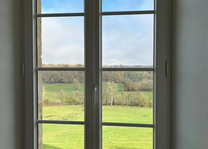 Chateau De Mauhic - 15th Century * Loubedat