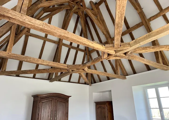 Chateau De Mauhic - 15th Century Bed and breakfast *